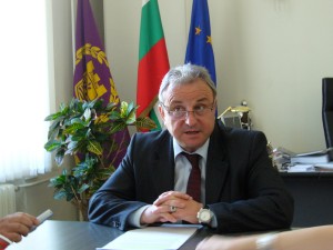 kmet1903121 Кмета Казанджиев: Не мога да кажа, че съм доволен от резултатите, но предвид обстоятелствата, при които се водят преговорите, мисля, че беше направено максималното