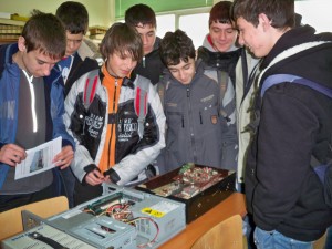mehano503121 Проведе се І кръг на състезание по приложна електроника “Мога и зная как”