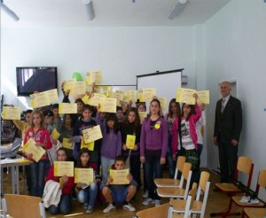 nikif3103123 ОУ “ Христо Никифоров” – град Ловеч участва в състезанието Spelling Bee