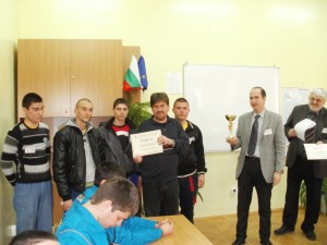 pgmet1903123 Отборът на ПГМЕТ – Ловеч втори на регионалния кръг от национално състезание “Най-добър млад автомонтьор и водач на МПС“