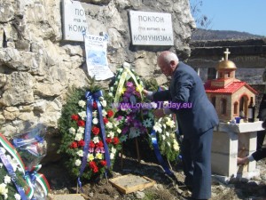 sds2003102 Традиционното шествие-поклонение до лагера “Слънчев бряг “ в Ловеч ще се проведе на 24 март