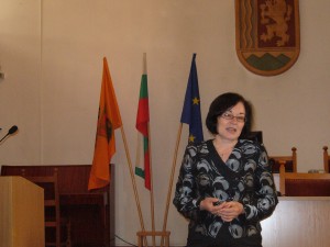 donkamihajlova1304121 Започва изкърпване на уличните платна в Троян и продължава измиването на улиците