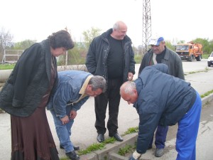 shahti1104121 Зам.-областният управител Сашо Данков провери състоянието на дъждоприемните шахти в Ловеч