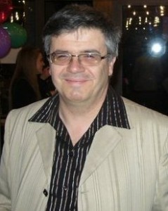 ivo105121 Защо да проклинам тъмнината, когато мога да запаля свещ?