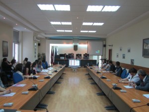 mladite2305122 6 основни проблема на Ловеч открои първото заседание на парламента на випуск 2012