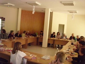 redcroos105121 Европейска година на активния живот на възрастните хора и солидарността между поколенията