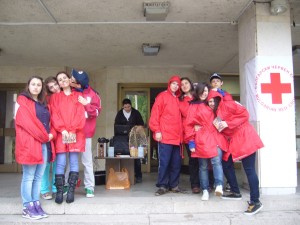 redcross1805121 ДОБРОВОЛЦИТЕ ОТ БМЧК ОТБЕЛЯЗАХА ДЕНЯ СРЕЩУ ХОМОФОБИЯТА И ЖЕРТВИТЕ НА СПИН