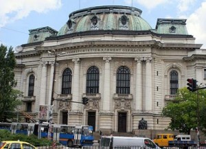 su1607121 Посредственост превзема университетите