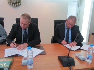mvrdogovor2509121 Анекс към обществения договор за ред и сигурност подписаха днес кметът Казанджиев и началникът на РУП - Ловеч