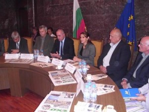 oupatevoditel1809121 Област Ловеч първа стартира инициативата „Опознай родния край”