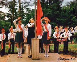 pioneri909121 Честит празник, Другари!