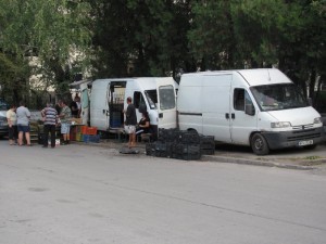 grozde2809101 Данъчните и другите контролни органи пречат на работата на общинския пазар?!?!?