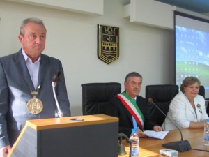 kmetkonferec410121 Кметът Казанджиев откри в Ловеч международна конференция по проект на РСО „Централна Стара планина”