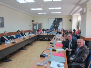 kmetkonferec410122 Кметът Казанджиев откри в Ловеч международна конференция по проект на РСО „Централна Стара планина”