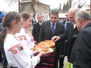 aprilci712121 Априлци посрещна президент, дипломат, зам.-министър, областен, дарители от Германия и Австрия