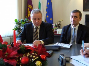 kmetplamen1012121 Горелият дом за деца няма да се възстановява в сегашния му вид, преструктурира се в нова социална услуга
