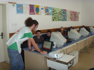 redcross512121 БМЧК УЧИХА ДЕЦА КАК СЕ ДАВА ПЪРВА ДОЛЕКАРСКА ПОМОЩ